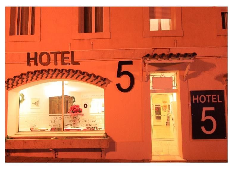 מרטיג Hotel Le 5 מראה חיצוני תמונה